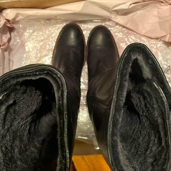 Frye Mara Button Tall Shearling Lined Boots, Black, Size 8, EUC! - Picture 5 of 8